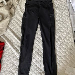 WOMENS BLACK MESH LULULEMON TIGHT SZ 8